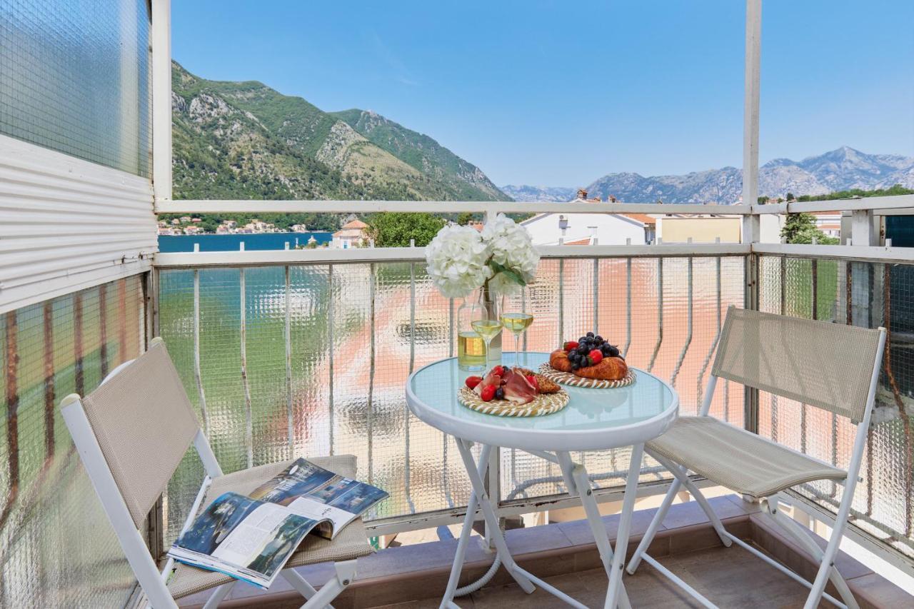 Apartment Plagenti With Sea View Kotor Extérieur photo